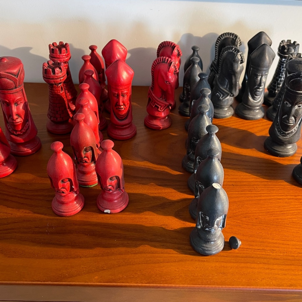 Vintage Replacement Chess Pieces- Ceramic- Duncan- Medieval -32 Pieces-Red/Black